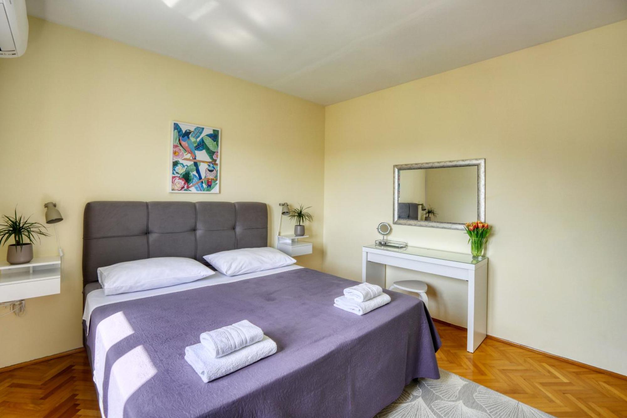 Apartmani Ana 10 Min. Hoda Od Centra Trogira Exterior foto